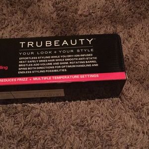 Titanium rotating hot air brush